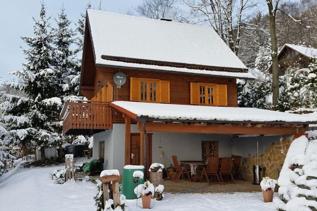 Ferienhaus Sonnenblick Entspannung Mit Sauna Kamin Und Balkon ゾンネベルク エクステリア 写真