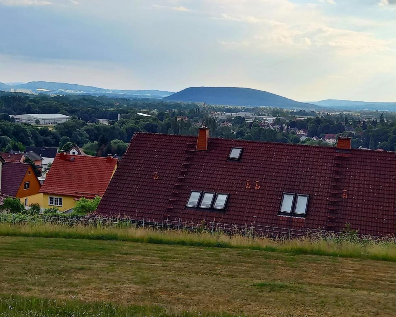 Ferienhaus Sonnenblick Entspannung Mit Sauna Kamin Und Balkon ゾンネベルク エクステリア 写真